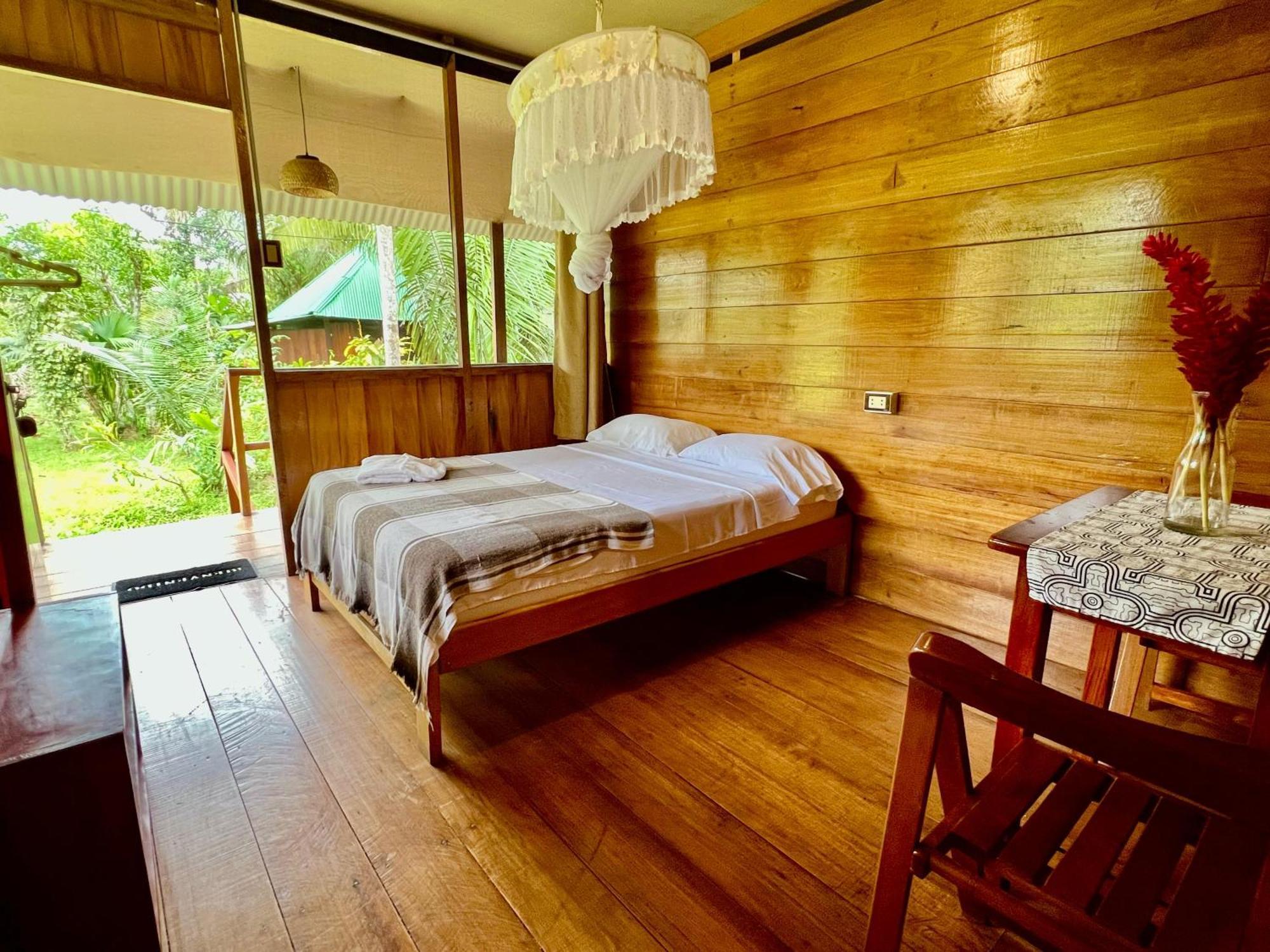 Tronco Tambopata Adventure Hotel Puerto Maldonado Exterior photo